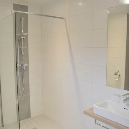 Adlerhorst Bed & Breakfast 3*