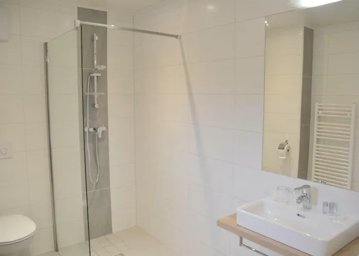 Adlerhorst Bed & Breakfast 3*