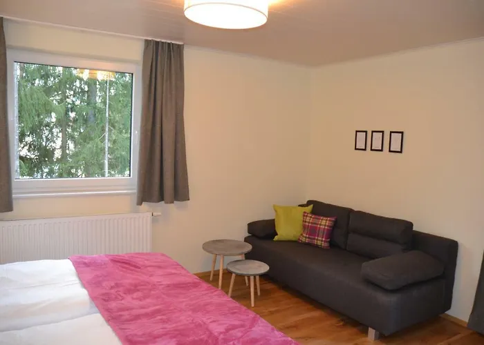 Adlerhorst رامساو أم داتشستين